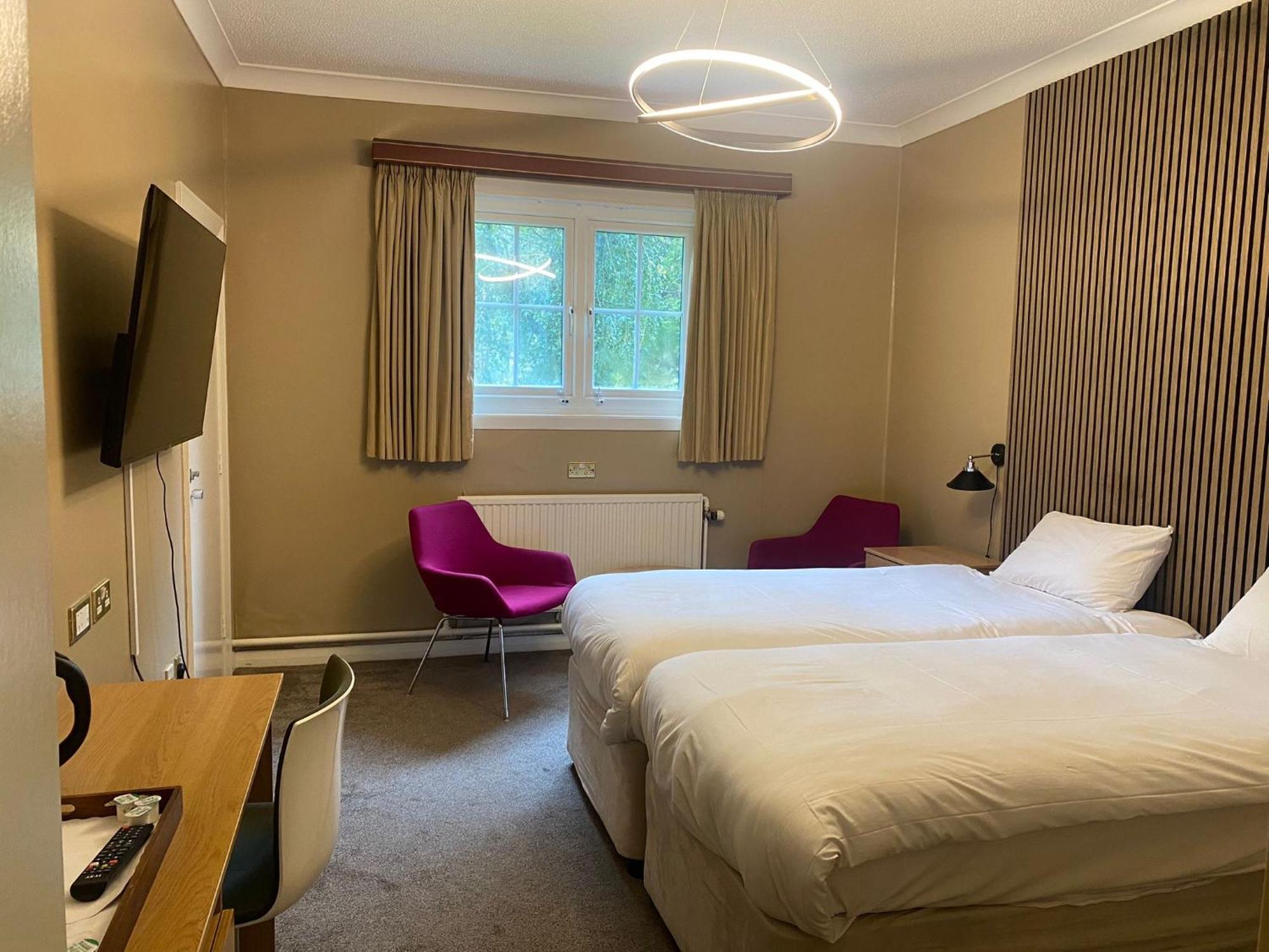 Airport Inn & Spa Manchester Вілмслоу Екстер'єр фото