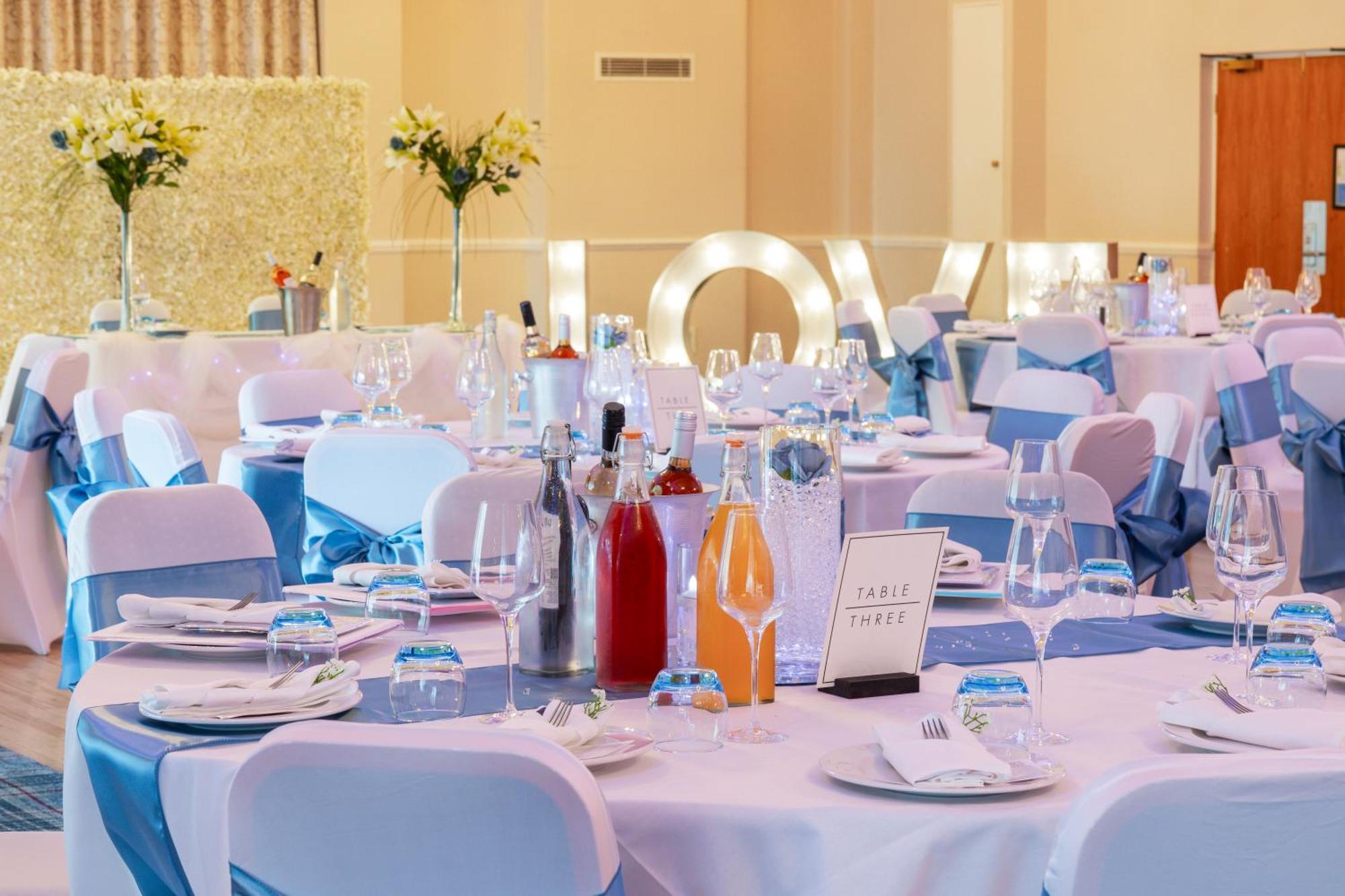 Airport Inn & Spa Manchester Вілмслоу Екстер'єр фото